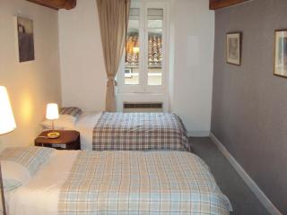 Pyrenees,Hiking, Cycling, Rafting,Fishing,4 Bed Apartment, Roof Terrace - 5