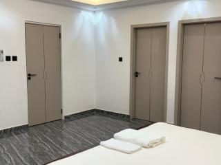 Aberdeen Richview Luxury Apartments H103 - Freetown - 0