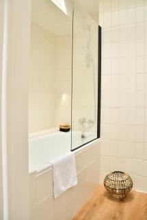 MILPAU Bottrop3 - Helles Design-Apartment im Zentrum - Code-Check-in, Nespresso, Smart-TV - Bottrop - 3