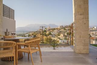 Eureka Luxury Residences Kamilari - 2