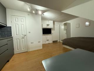 Bright & Stylish Studio Near Tube Station London - Londra - 3