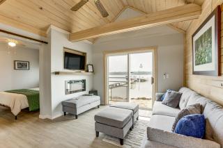 Beach Access and Dock Little Traverse Lake Cottage! - 8