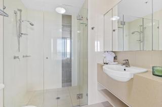 Elston Apartments - QStay - 1