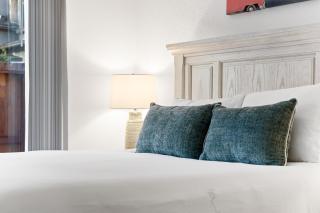 Cozy La Jolla Bungalow Near Beach & Village - 3