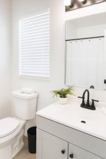 Beauty 4 miles to Disney 3Br 2Ba Pool Home - 1