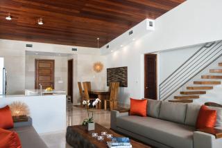 Beachfront luxury 2 bedroom villa on Grace Bay - Providenciales - 2