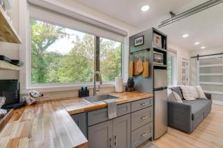 Container Cottage Between Knoxville and Sevierville! - 4