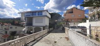 appartamento in Villa Paolo attico loft vista mare 1 camera matrimoniale e singolo diviso da armadi - Loano - 2