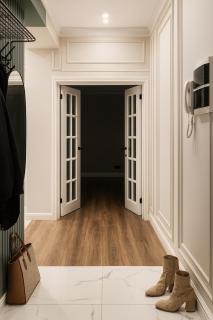 Cozy 2BR Apt in City Cente - 9