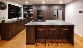 Luxury Fitzroy Beach Retreat - 2