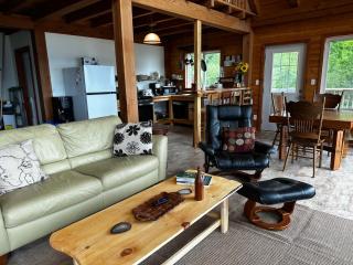 Stunning Lake Views Wine Country - Burdett - 1