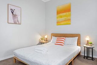 Transit-Friendly Studio - Direct to City & Beach - Sydney - 3