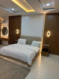 Cozy 2BR Near Banex Plaza Fast WiFi - Mobushipe - 5