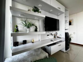 Hermoso apartamento en El Poblado con linda vista - 8