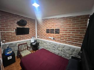 Habitación Doble en Suite a pies de la montaña Ruta40 - Rental B Guest House - Chilecito - 7