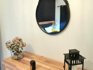 Gîte de Charme avec Terrasse Privative et Grand Jardin près du Parc Le Pal - FR-1-489-339 - 2