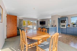 Kinloch Family Retreat - Kinloch Holiday Home - 4