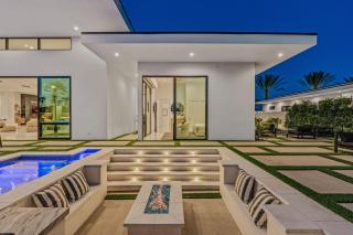 Luxury Indio Villa w Exclusive Amenities Pool, Hot Tub, Spa, Firepit Bravo by AvantStay - Indio - 6