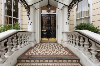 Holland Park 2 Bedroom Apartment - 4