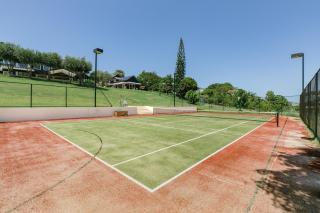 Lennox Estate with Pool, Tennis court, Gym & Sauna - 9
