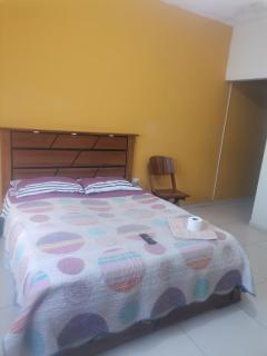 Habitación con baño privado mas servicio de taxi aeropuerto - Santa Cruz de la Sierra - 0