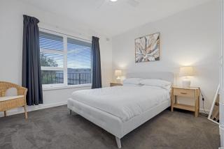 3-Bed Campbelltown Stay with Private Balcony - Campbelltown - 9