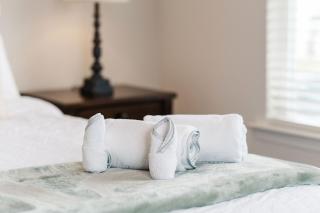 Savvy Retreat Pooler King Bed Gym Pool - 6