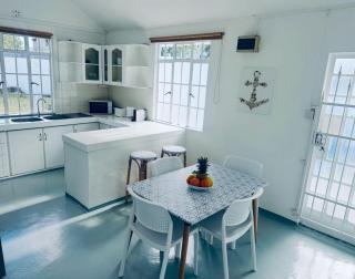 Space for the whole family with Seaview and Pool! - 4