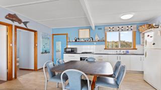 About Windward - Budget Property With Million Views - 8