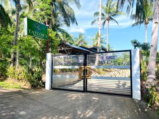 Taylors Plantacion Resort- Modern Villa - 9