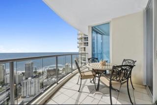 Chevron Renaissance Level 32 3BR 2B Ocean Views - Gold Coast - 0