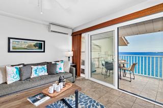 Ocean Echoes: Kona’s Oceanfront Family Oasis - 6