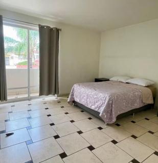 Hermosa casa y muy amplia por el ITESO en Zapopan - Guadalajara - 1