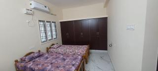 ELCI Residence PG luxury womens hostel Tambaram - 9