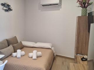 Zanna Beach Apt - 8