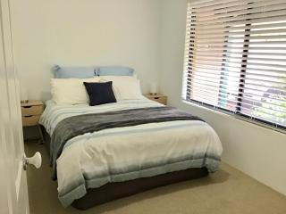 Hakea Haven - Family and Pet-Friendly Holiday Home - 9