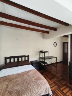 Amplia habitación independiente Larcomar - Lima - 4
