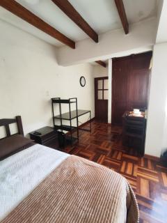 Amplia habitación independiente Larcomar - 3