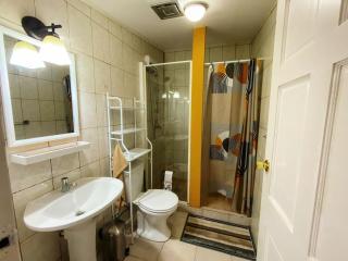 Colorful & Charming close to Curacao's Beaches - 8