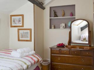 Toms Cottage - Dalton in Furness - 2