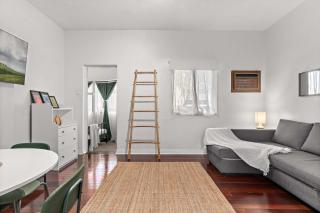 Greenways Apt 1BR Retreat in Central North ADL - 8