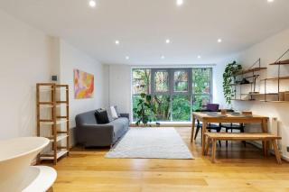 Central 2-bed 2-bath apartment in Old Street - London - 7