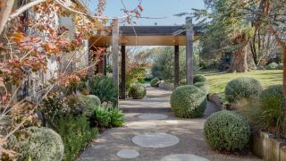 Silvertop House - 7