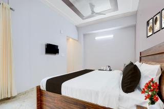 Hotel O Pari Chowk Metro Station - Greater Noida - 3