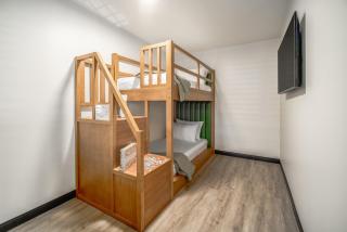 LYFE INN & SUITES by AGA- Noho Near Universal Studios - La Paco - 1