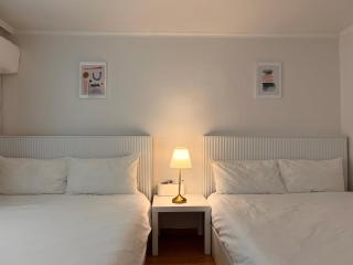 Stayraon, White & Cozy Space near Yeoksam Station - 1