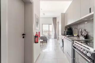 Studio I MAG 980 I Just Opened - 9