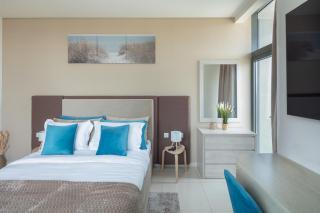 Beachfront Studio at West Beach - 8