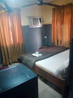 GAT Travellers Hotel - 3