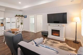 Lazy Daze Beach House - 3